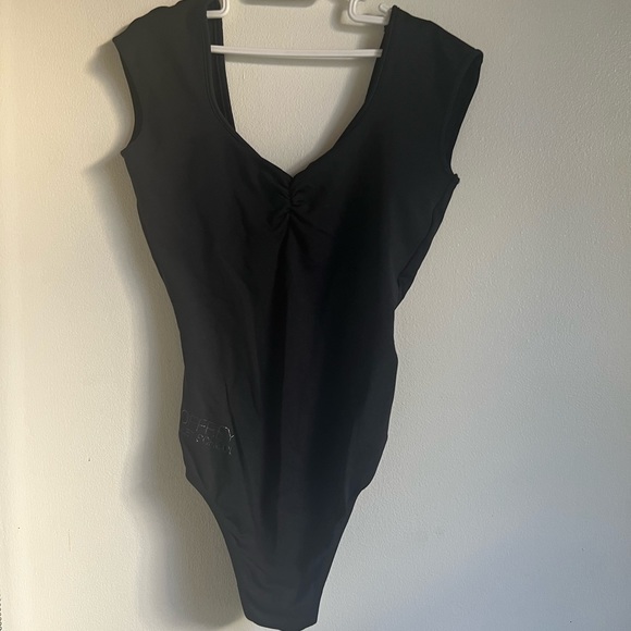 So Danca, Black Cap Sleeve Leotard, Small, Never worn, Joffery Ballet on the hip - Picture 1 of 5